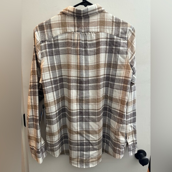 Kuhl Women’s flannel - Picture 2 of 7